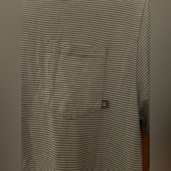 Free Fly Men’s Sz M Blue Striped Golf Short Sleeve Shirt Top - Picture 6 of 15